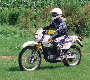 24-steph_riding_dr200.gif - 9485 Bytes